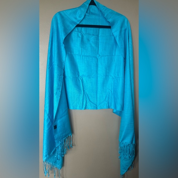 NWOT 2pk 100% Vicose Scarves Solid Blue Purple Wrap Extra Wide & Long w/ Fringe - Picture 13 of 16